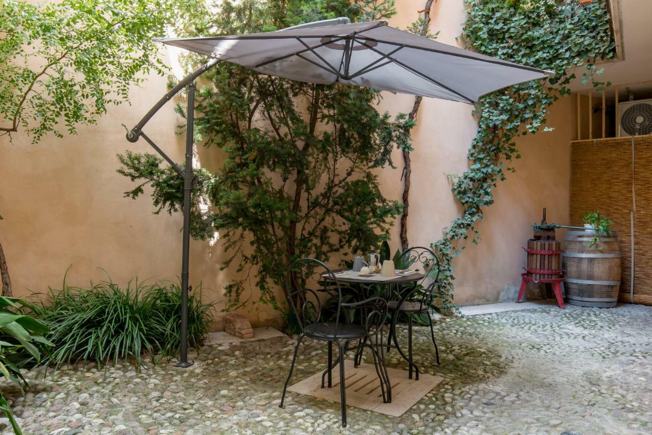 La Casa Della Bouganville Apartment Verona